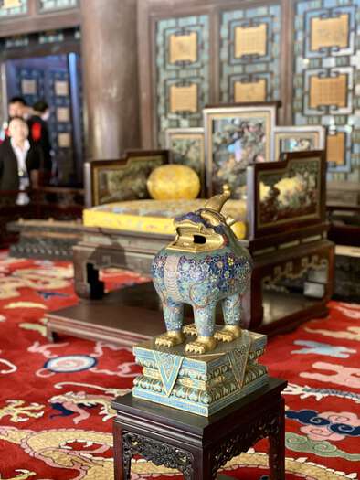 Incense burner in the throne room