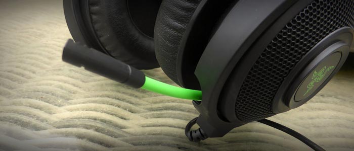 Kraken Pro pull-out microphone
